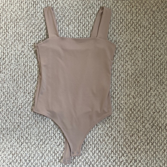 Abercrombie & Fitch Tops - Abercrombie & Fitch bodysuit, never worn perfect condition